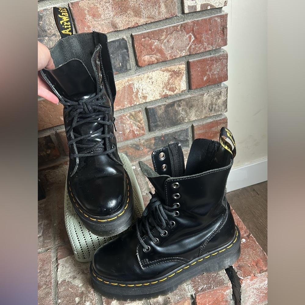 Dr. Martens Jadon boot - Size US Ladies 5/UK 3